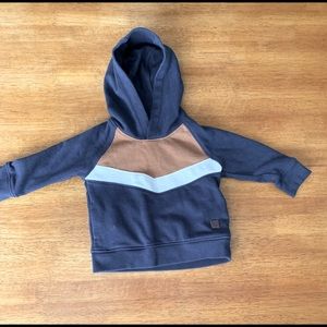 Janie and Jack Chevron hoodie 8-12 months